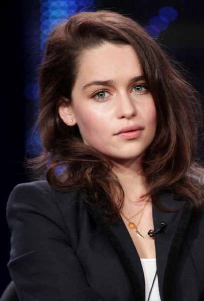 Emilia_Clarke-Game_Of_Thrones (1)