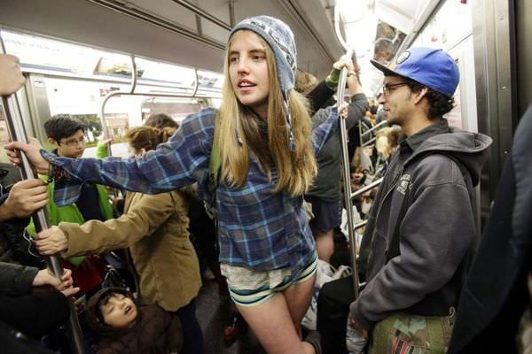 No-Pants-Subway-Ride-2014-in-NYC